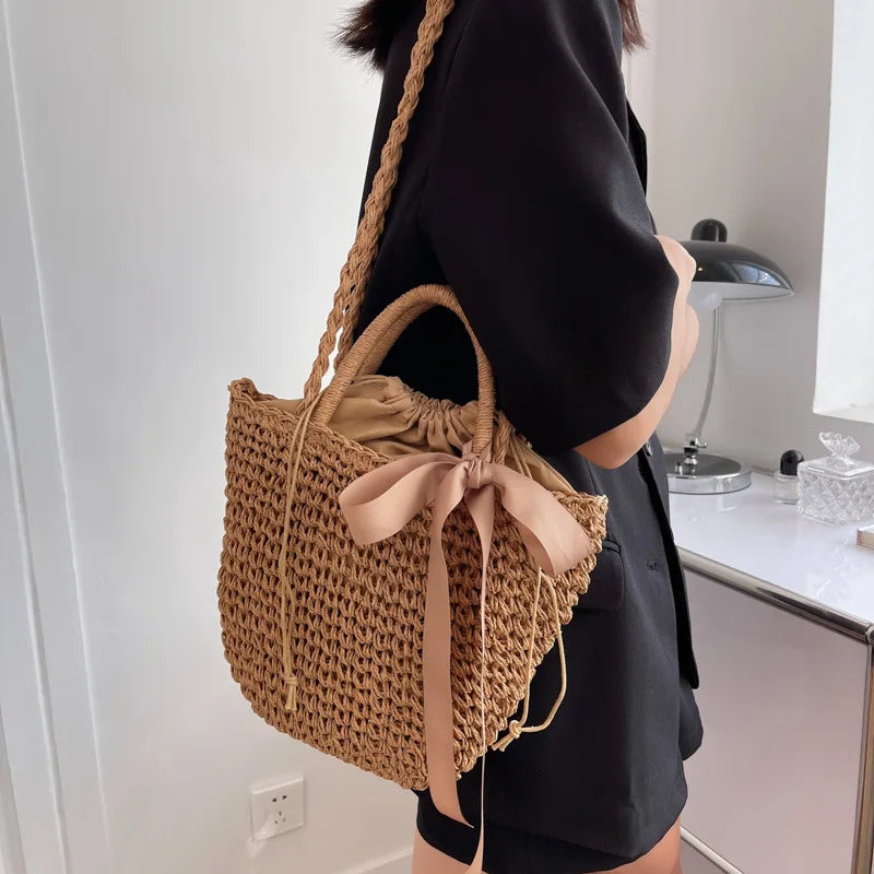 Straw bag